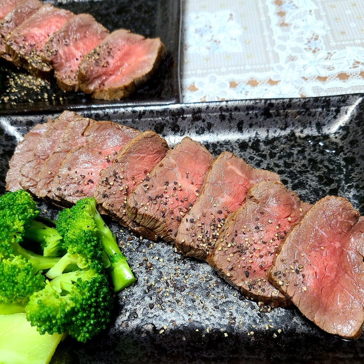 ローストビーフ 表面焼いたら放置して完成 レシピ 作り方 By L Park 楽天レシピ